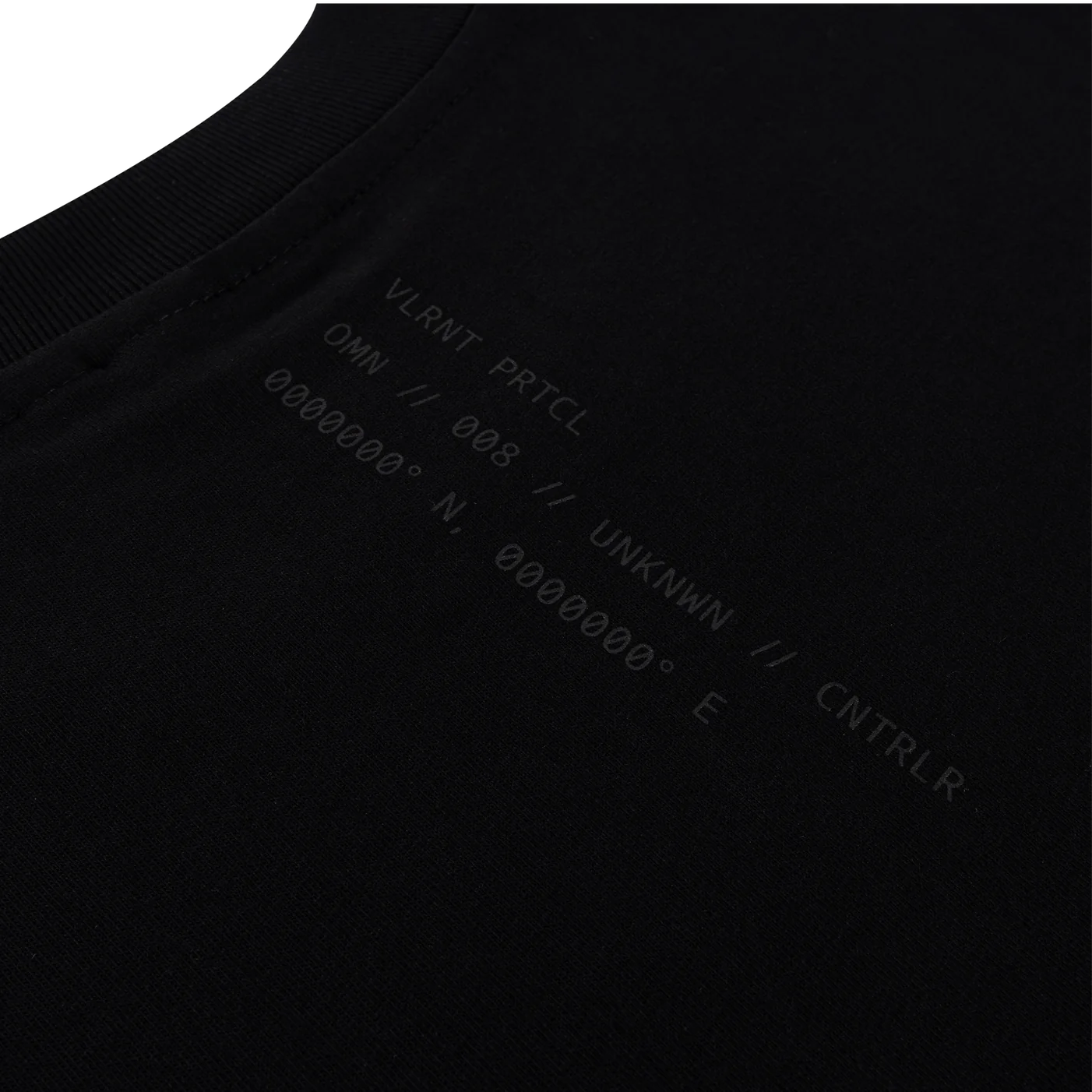 オーメン ロングスリーブ Tシャツ(ユニセックス)