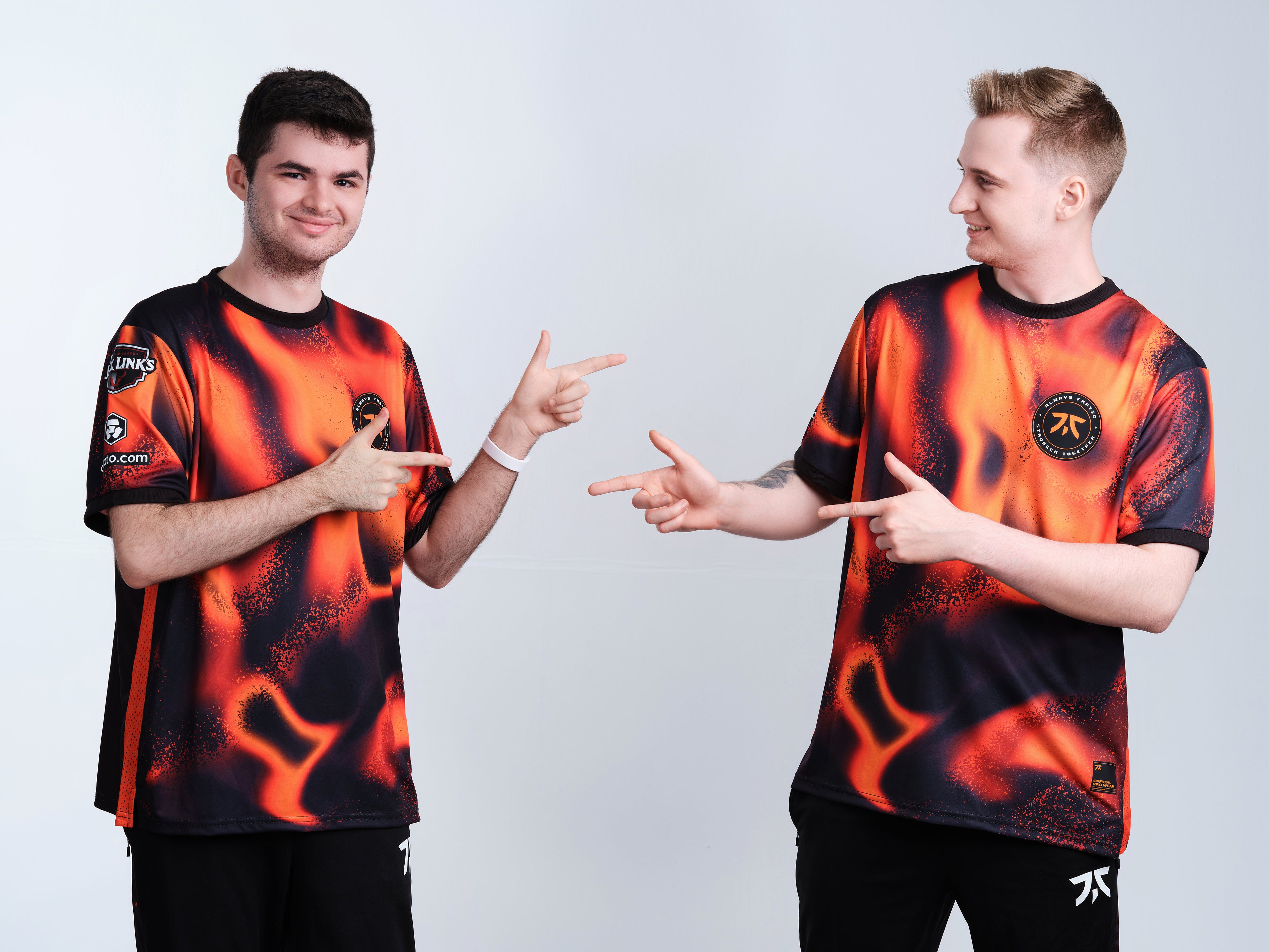 Official FNATIC Gear & Apparel Shop – Worldwide Shipping - Fnatic