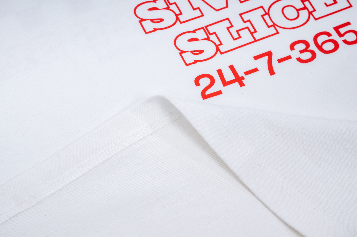 宅配ピザ シヴィア Tシャツ