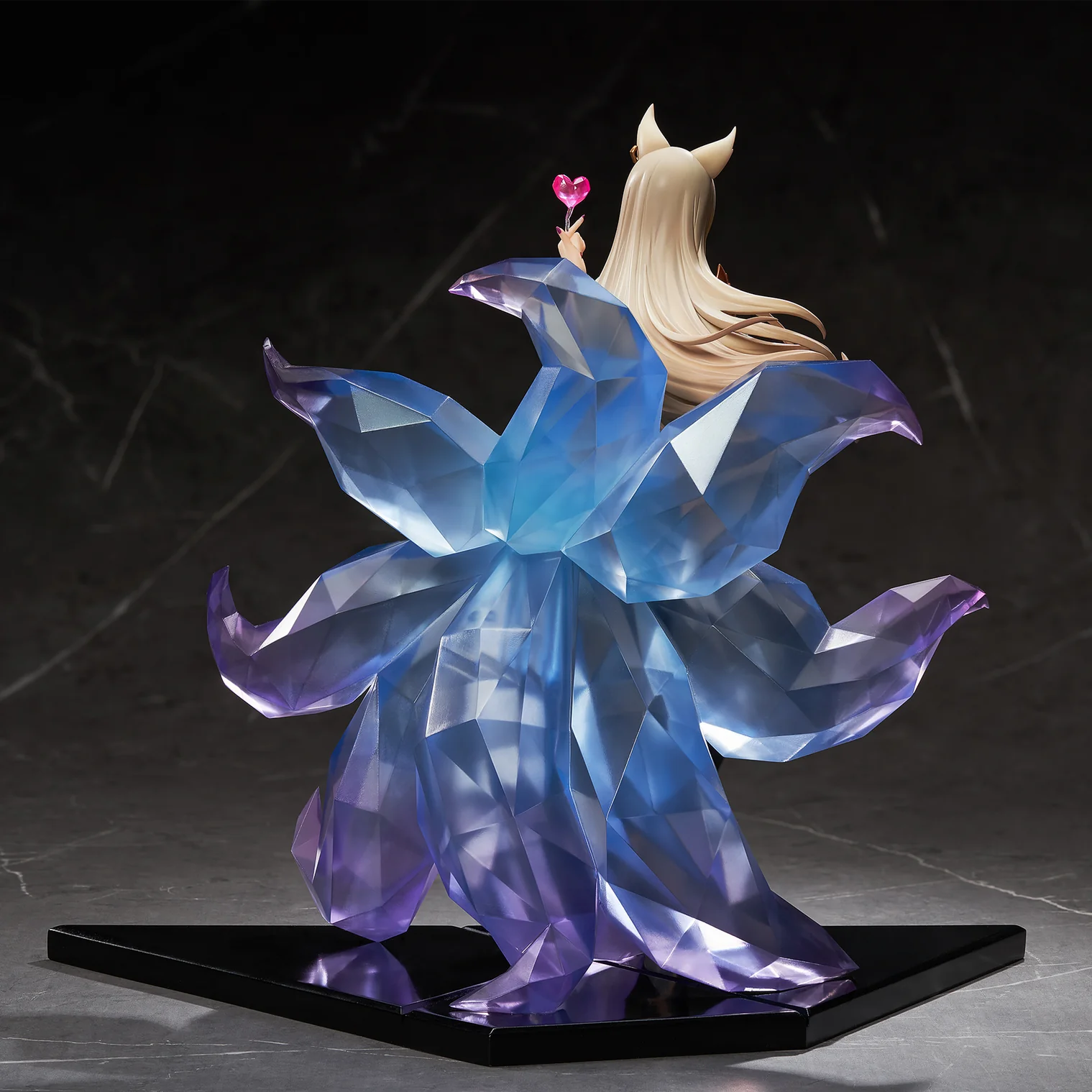 リーグ・オブ・レジェンド KDA アーリ フィギュア APEX-TOYS K/DA アーリ プレミアム 1/7 スタチュー|Riot Store